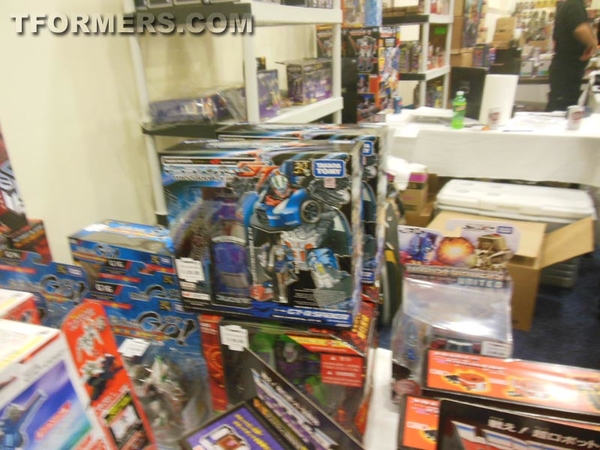 BotCon 2013   The Transformers Convention Dealer Room Image Gallery   OVER 500 Images  (255 of 582)